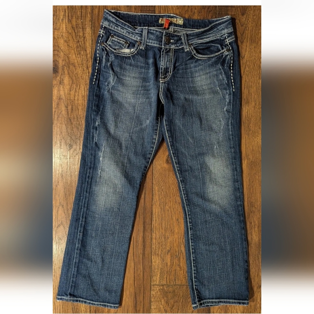 BKE Buckle Culture Boot Cut Women's Denim Jeans Size 30x26 Stretch, Distressed